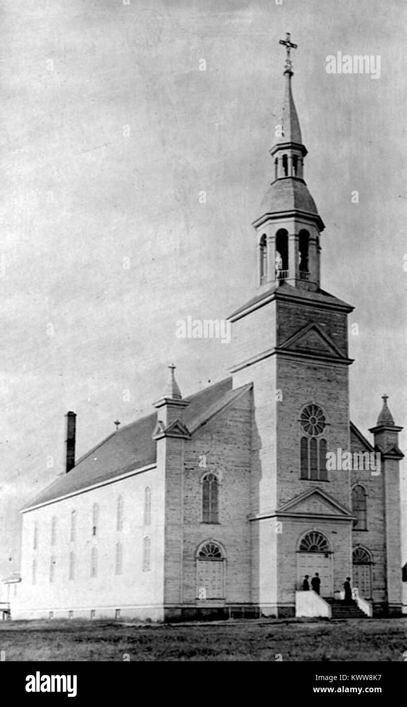 Eine 1920 von Bertrand entworfene oder dokumentierte Kirche, die die kirchliche Architektur des frühen 20. Jahrhunderts repräsentiert und religiöse und architektonische Stile dieser Zeit widerspiegelt. Stockfoto
