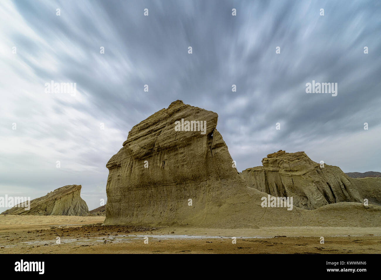 Yardang, großen Bereich der Soft, schlecht konsolidierte Rock und Felsoberflächen weitgehend gerillt wurden, geriffelt, und durch Winderosion ausgespielt. Stockfoto