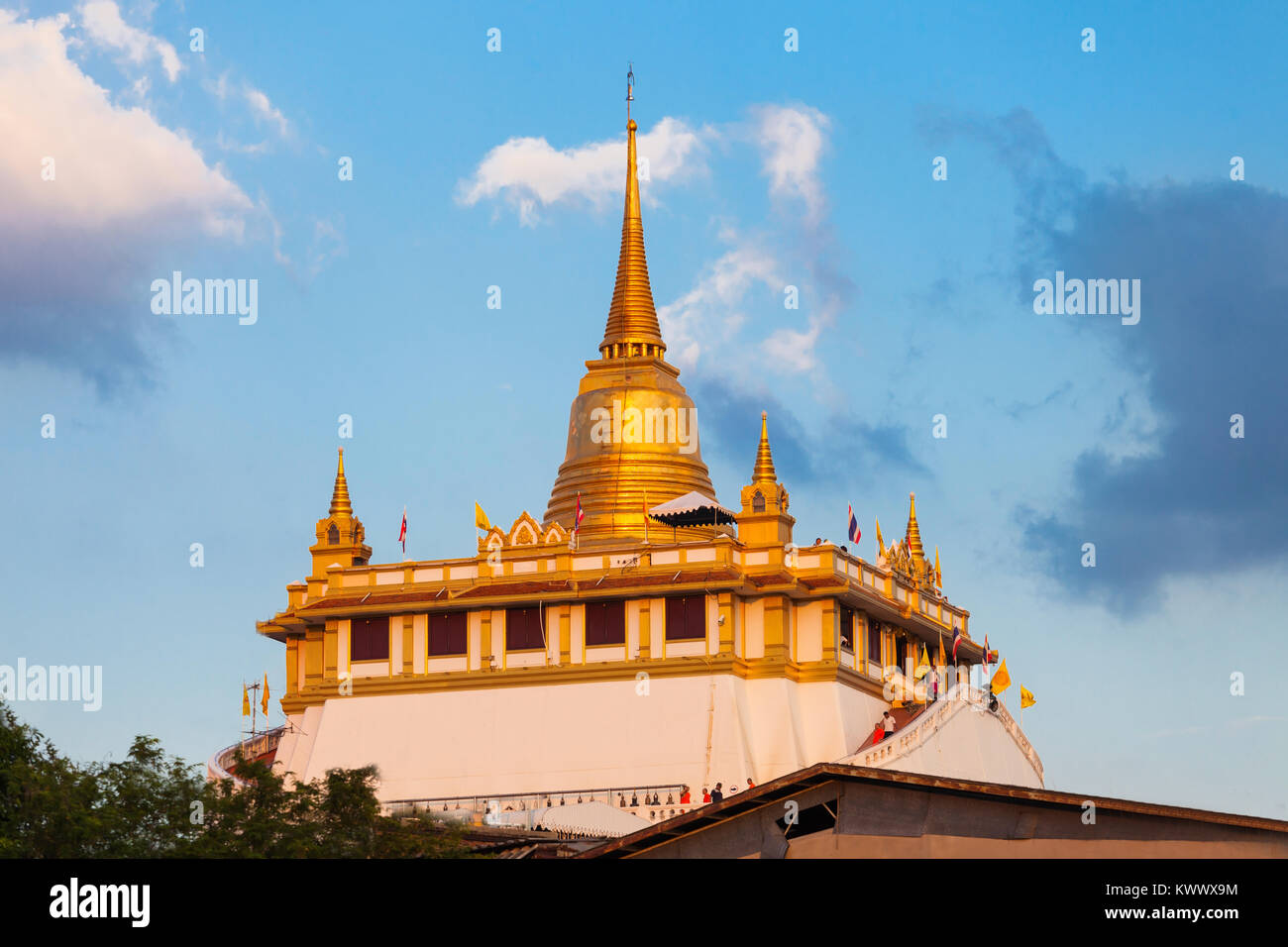 Wat Saket Ratcha Wora Maha Wihan ist ein buddhistischer Tempel in Bangkok, Thailand Stockfoto