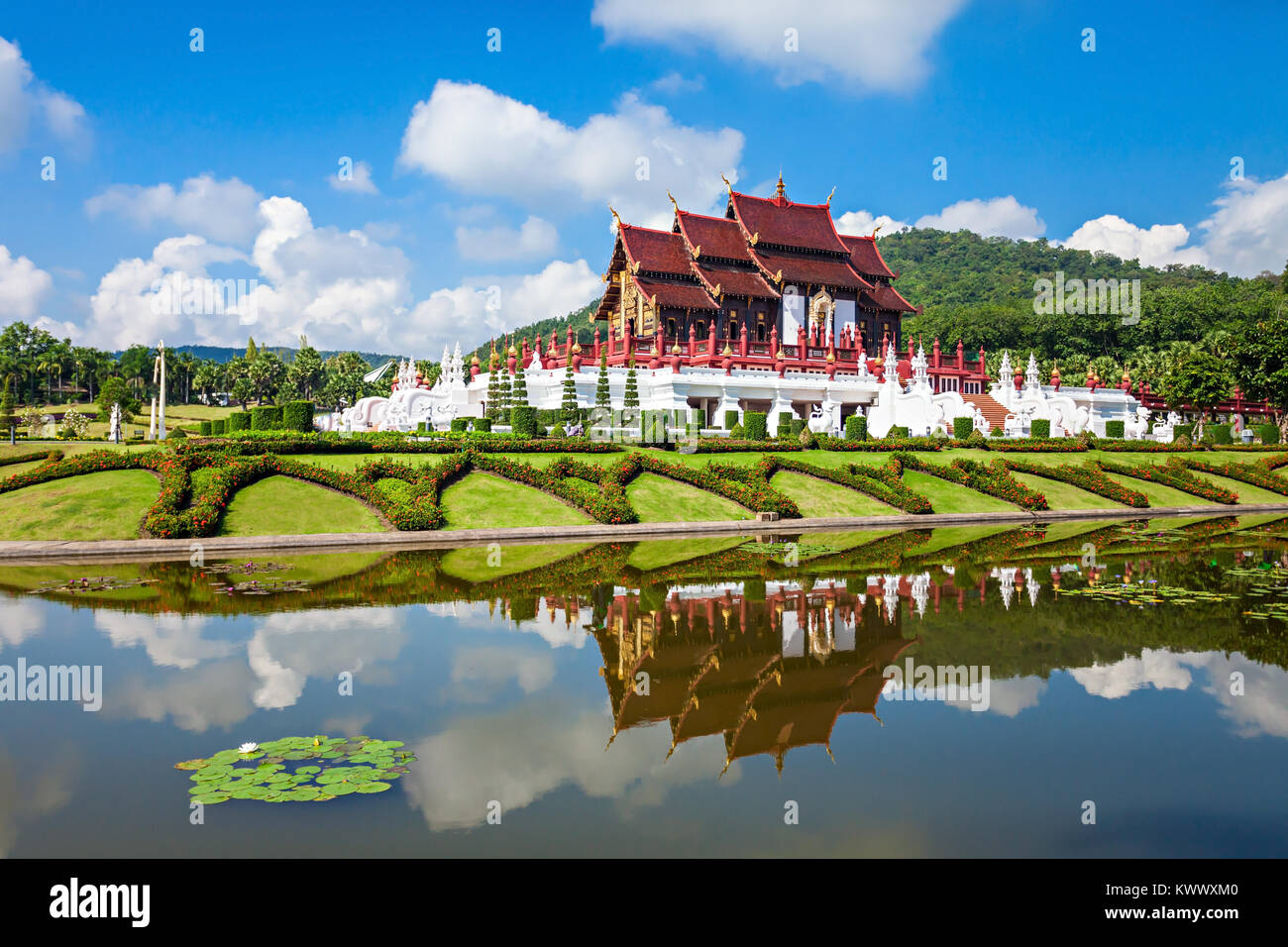 Der Royal Pavilion (Ho Kham Luang) im Royal Park Rajapruek in der Nähe von Chiang Mai, Thailand Stockfoto