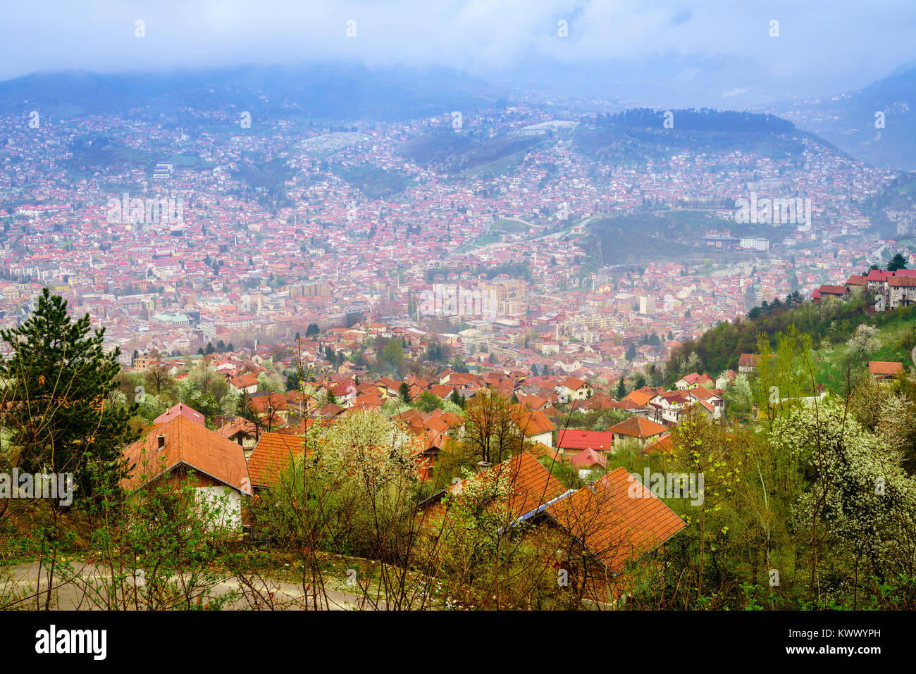 Der Blick aus der Vogelperspektive auf die Stadt Sarajevo, Bosnien Stockfoto