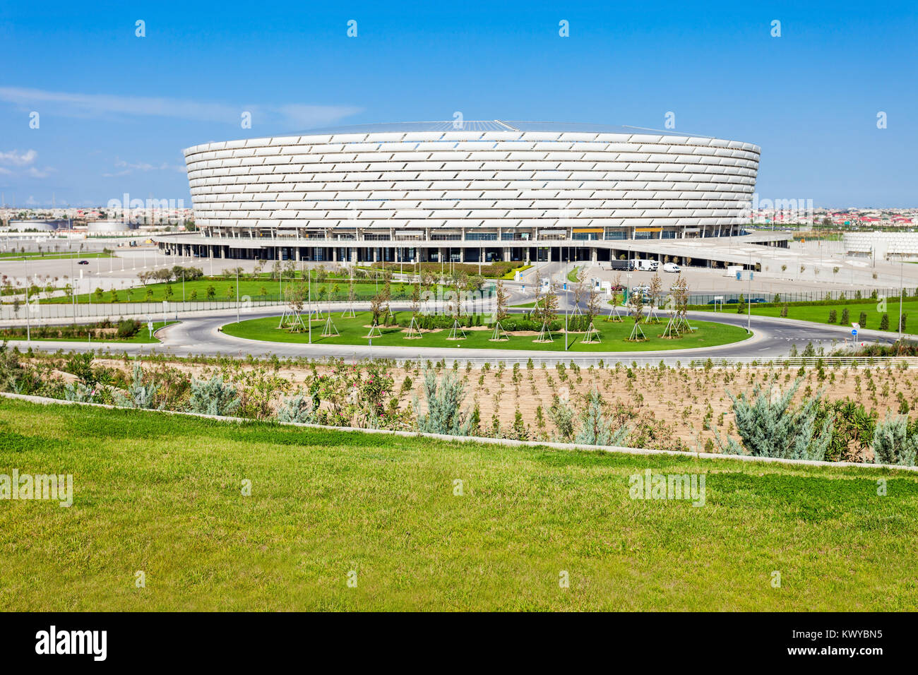 Baku National Stadium ist ein Stadion entwickelt, die internationalen Standards für Stadien von der UEFA, der FIFA und der IAAF zu erfüllen. In Baku, Azerbaij entfernt Stockfoto