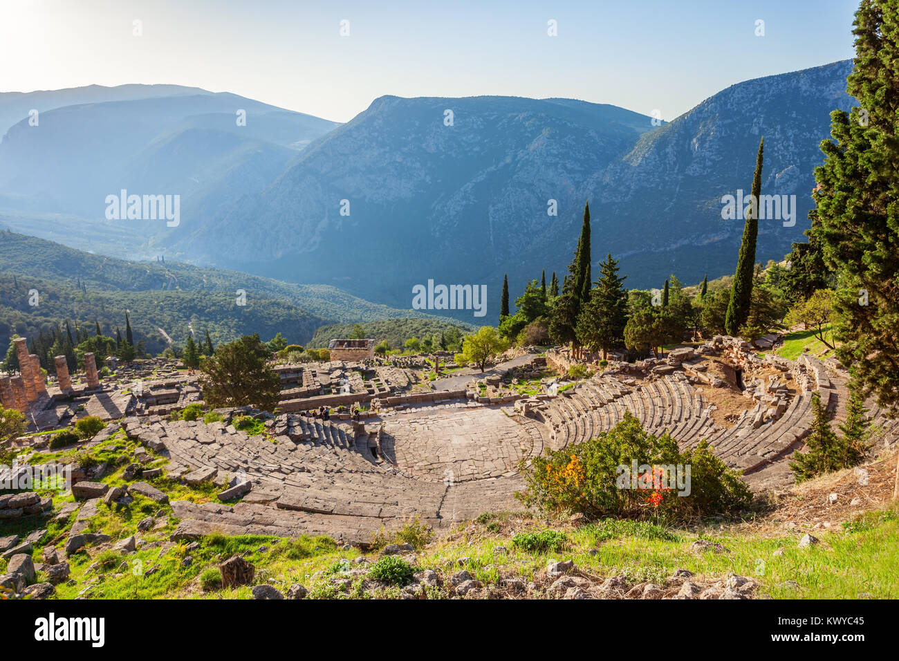 Das antike Theater von Delphi. Delphi war eine wichtige antike griechische religiöse Heiligtum der Heiligen zu dem Gott Apollo. Stockfoto