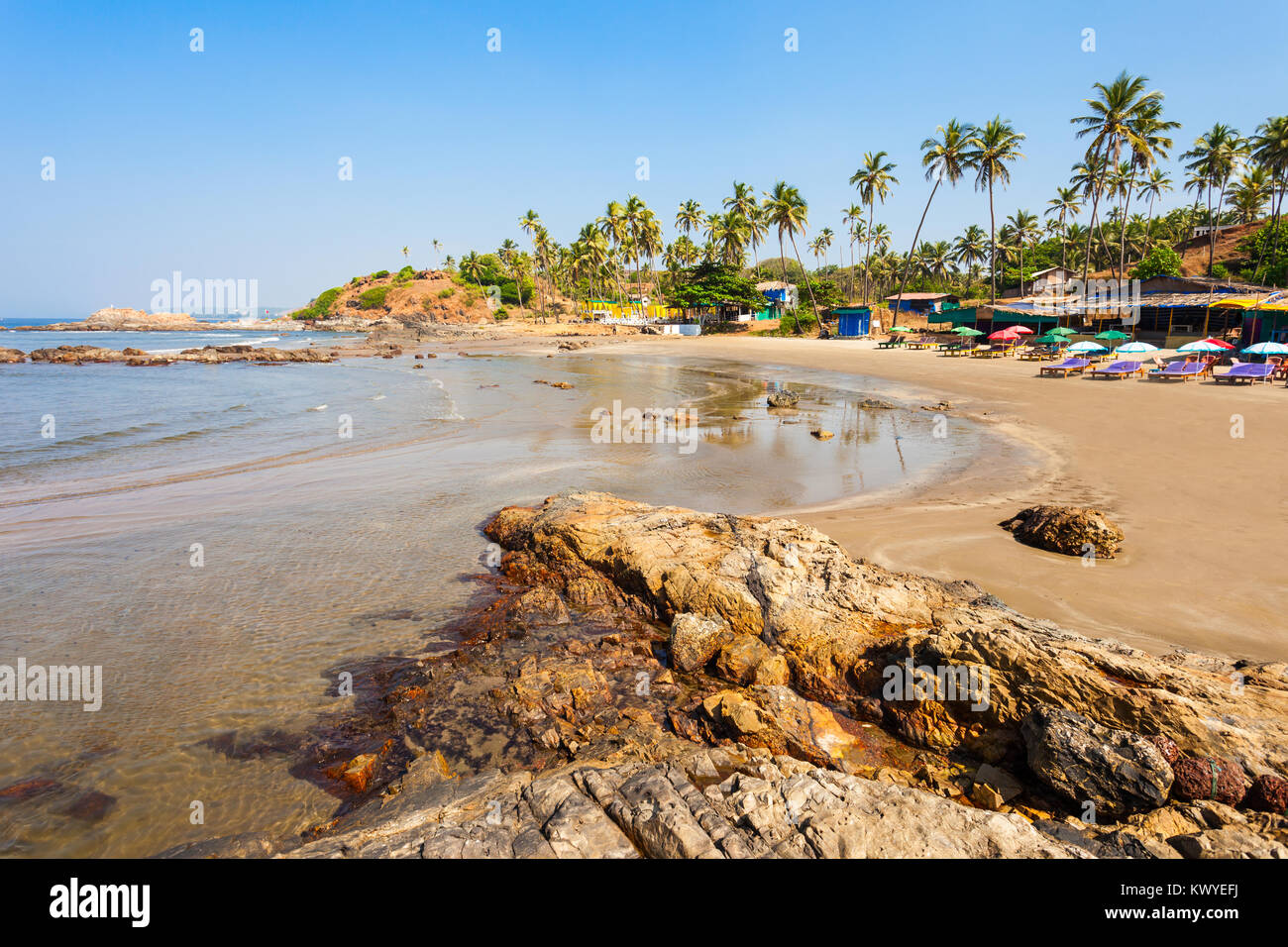Rock on Vagator oder Ozran Beach in North Goa, Indien Stockfoto