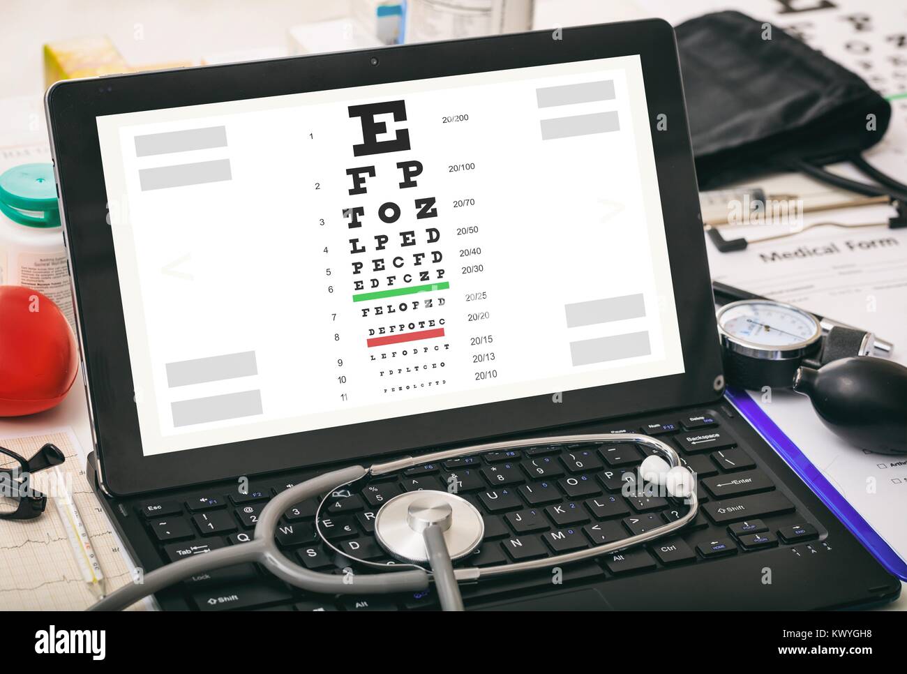 Eye Vision Test auf dem Bildschirm eines Computers Stockfoto