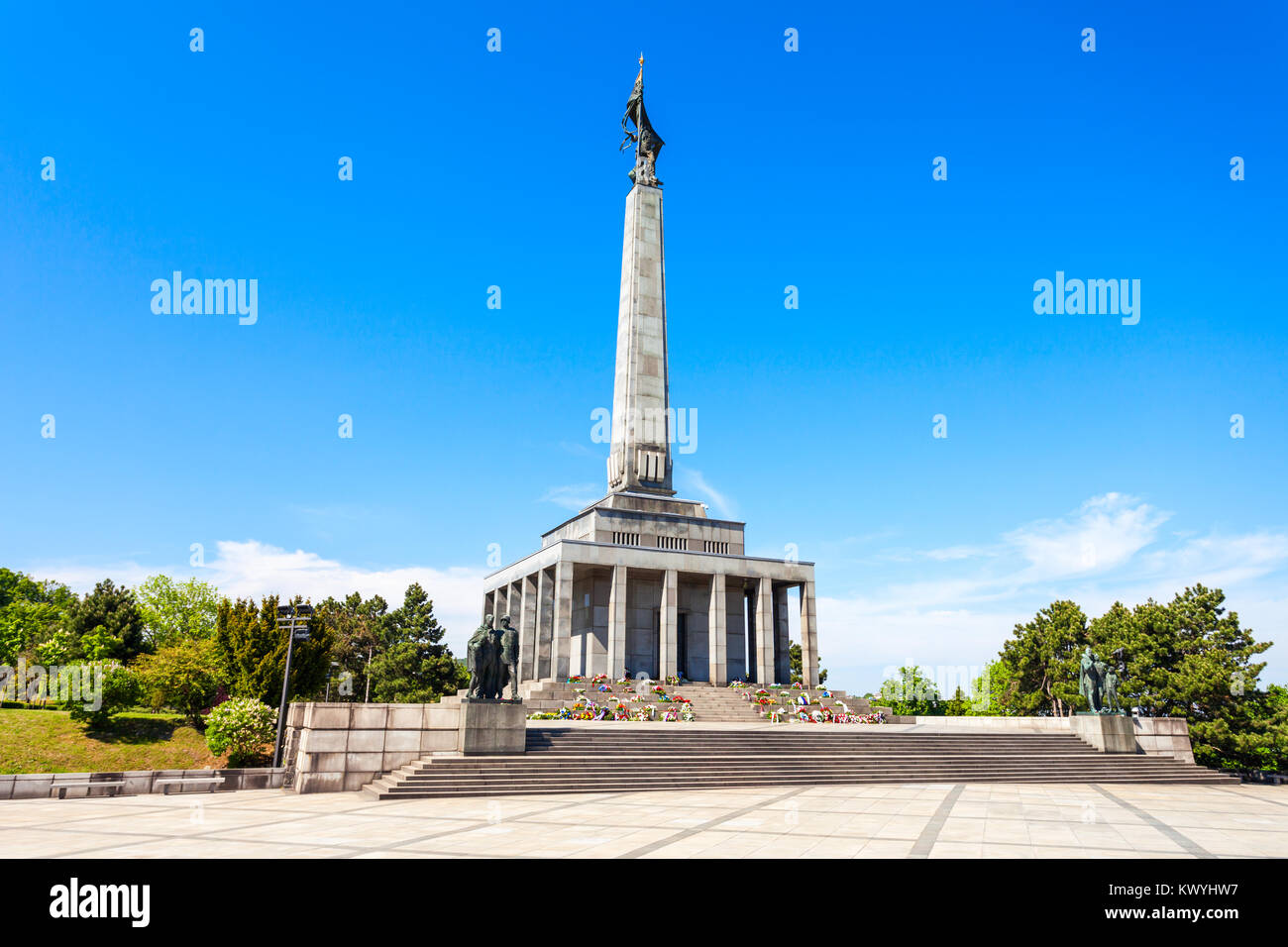 Slavin Denkmal ist ein Denkmal und Soldatenfriedhof in Bratislava, Slowakei. Slavin Denkmal ist das Gräberfeld von sowjetischen Soldaten in W Stockfoto