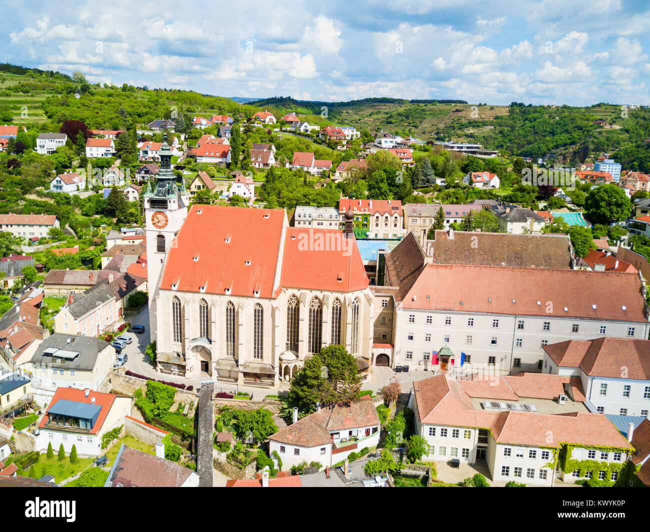 Piaristenkirche Antenne Panoramaaussicht in der Stadt Krems an der