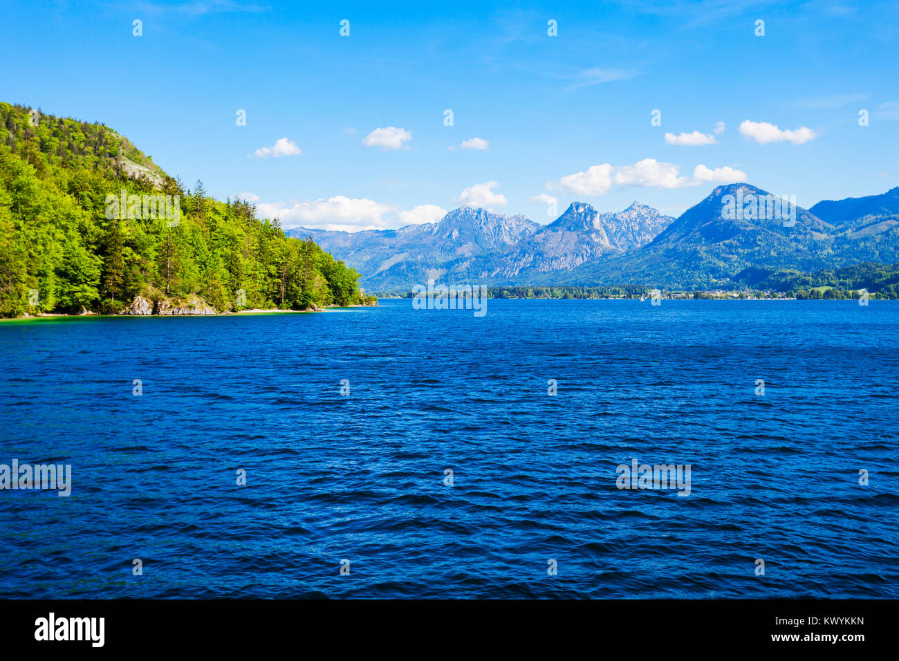 Wolfgangsee in Österreich. Wolfgangsee ist einer der bekanntesten Seen im Salzkammergut resort Region Österreichs. Stockfoto