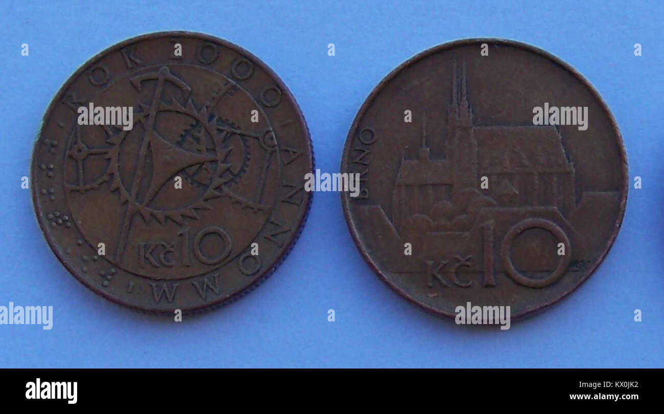 Die „Mince 10 KC“ ist eine tschechische Münze, die Währung, historisches Design und monetären Wert in der nationalen Wirtschaftsgeschichte repräsentiert. Stockfoto Die „Mince 10 KC“ ist eine tschechische Münze, die Währung, historisches Design und monetären Wert in der nationalen Wirtschaftsgeschichte repräsentiert. Stockfoto