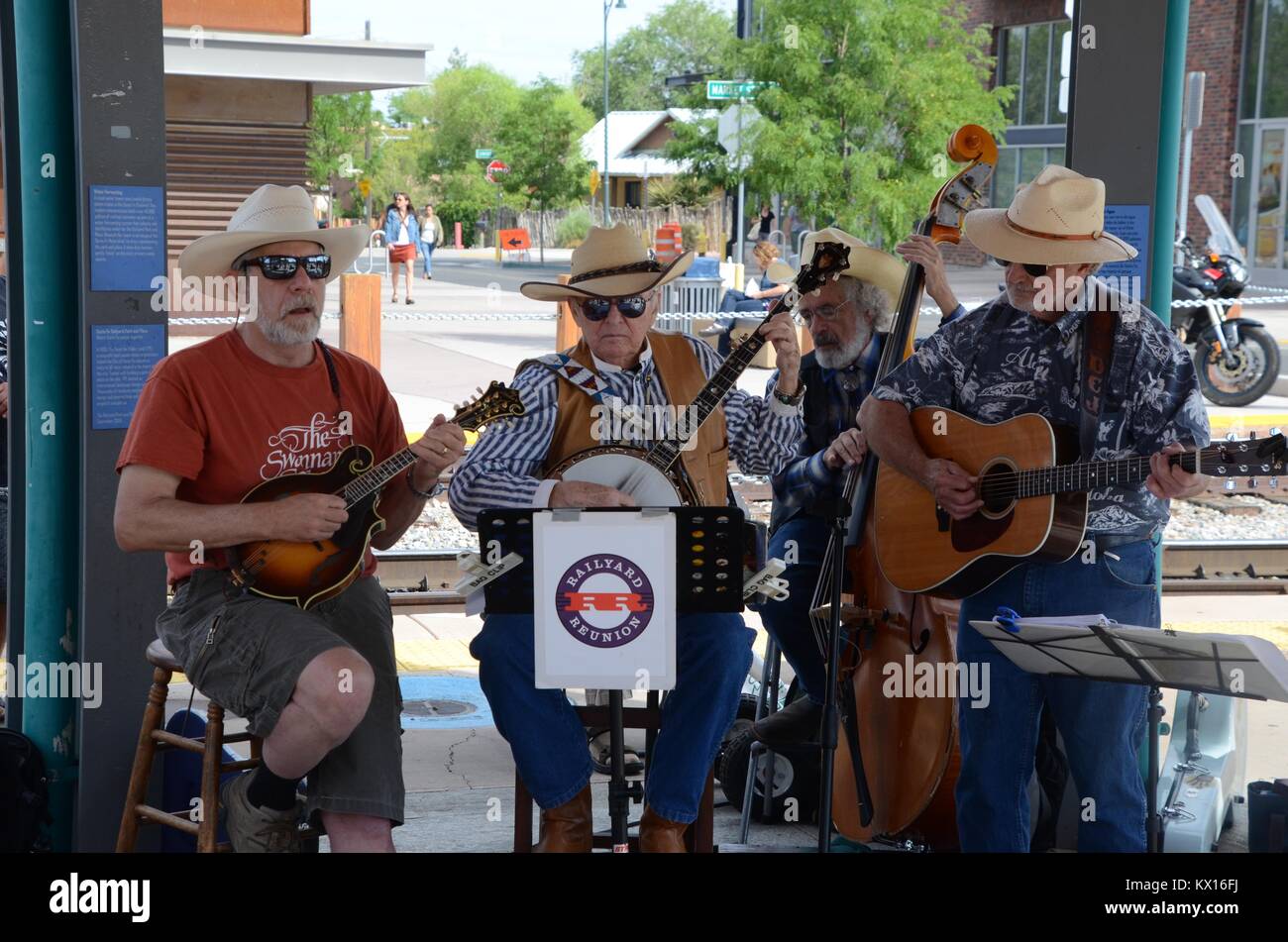 Leipzig-engelsdorf reunion Band spielen bei Farmers Market Santa Fe New Mexico USA Stockfoto