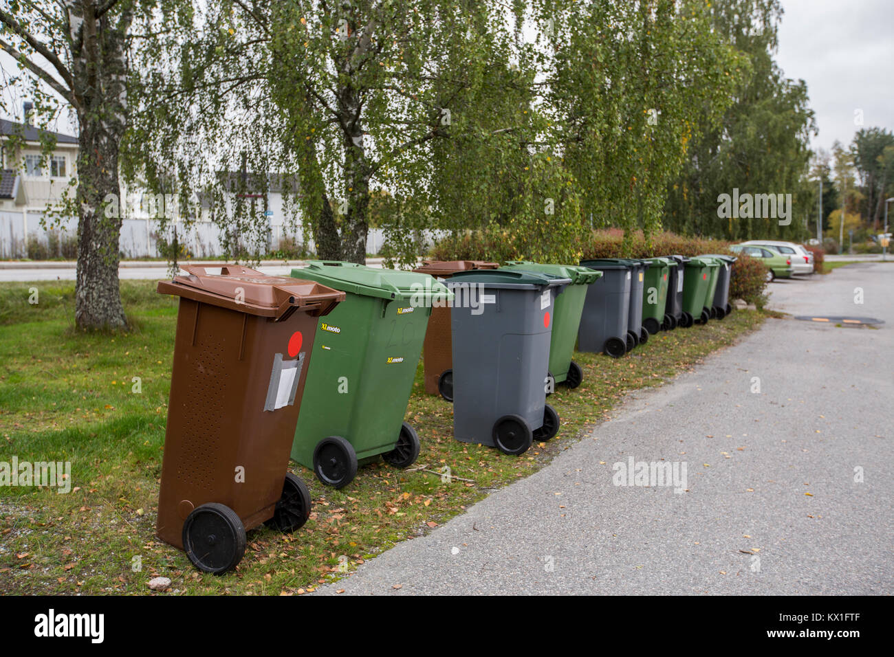 Müll ist verantwortlich für die Garbage Collection, Upplands Väsby, Schweden. Stockfoto