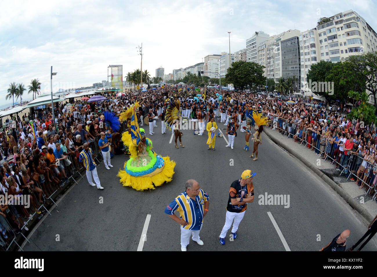 Rio de Janeiro, Brasilien. 06 Jan, 2018. Samba Treffen am Strand von Copacabana in Rio de Janeiro an diesem Samstag, 06. (Foto: JORGE HELY/BRASILIEN FOTO PRESSE) Credit: Brasilien Foto Presse/Alamy leben Nachrichten Stockfoto