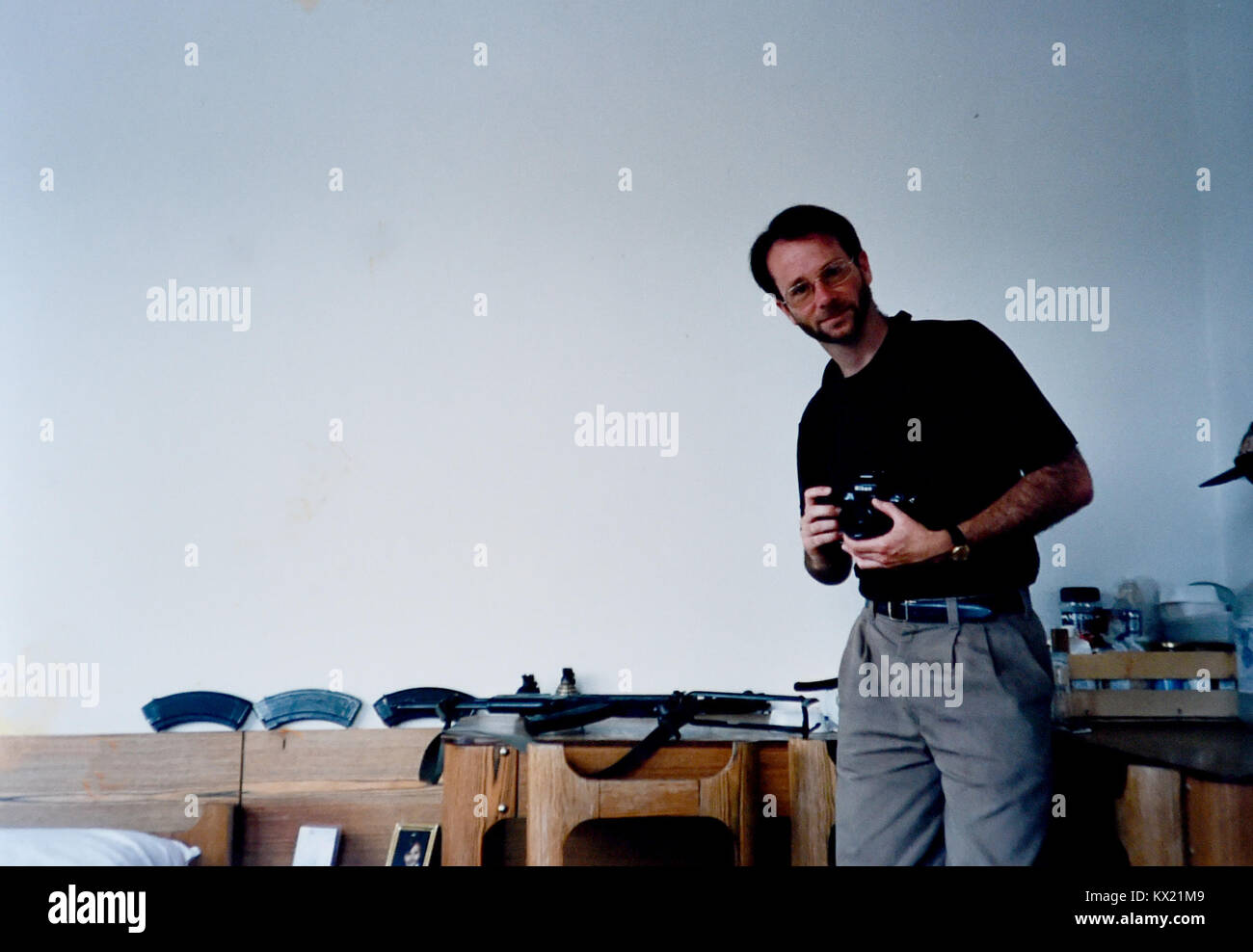 Mostar während des Balkankrieges in Bosnien 1993 - Porträt des Fotografen Simon Dack Stockfoto