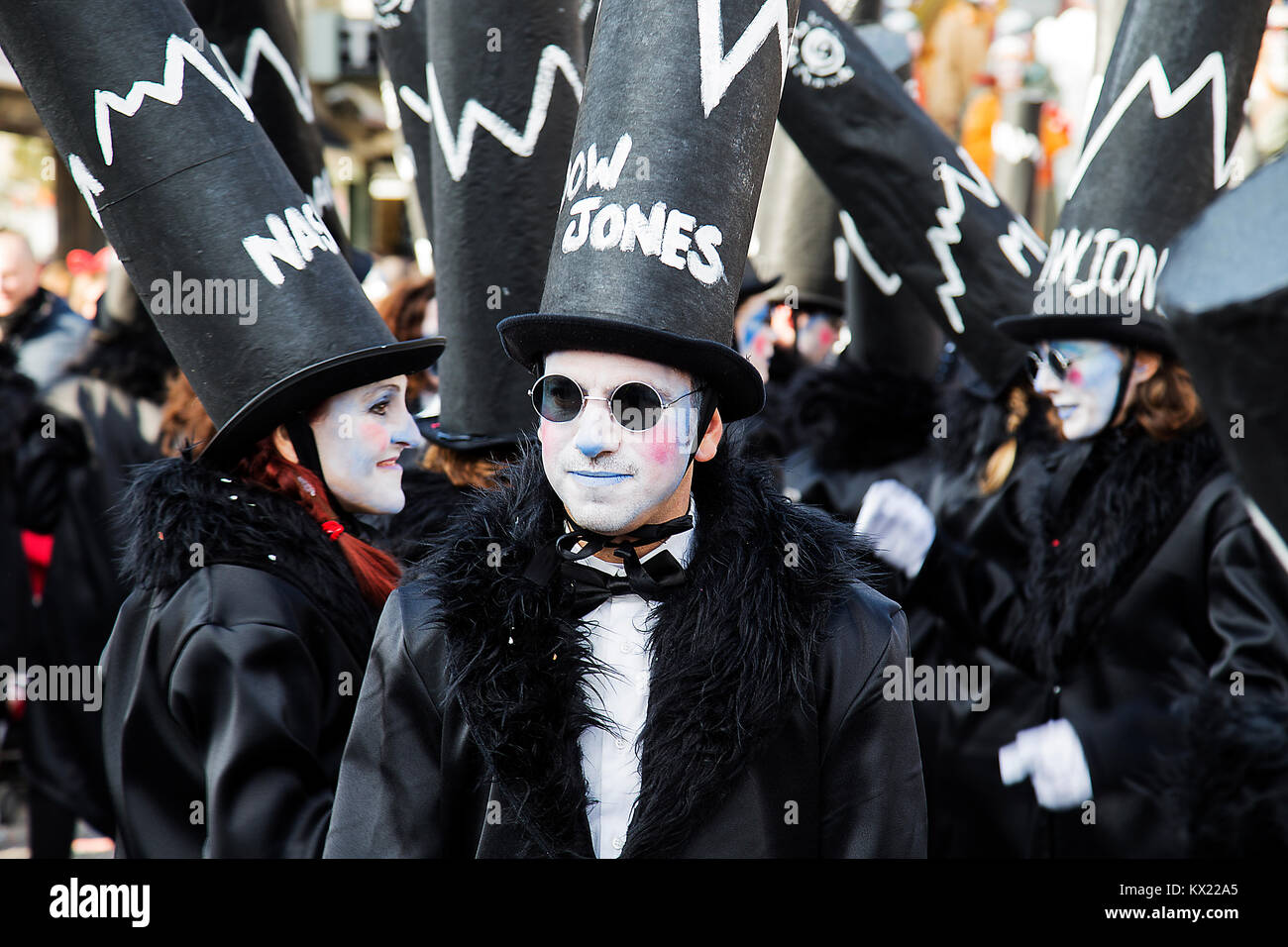 Einige Masken surig Karneval von Viareggio Stockfoto