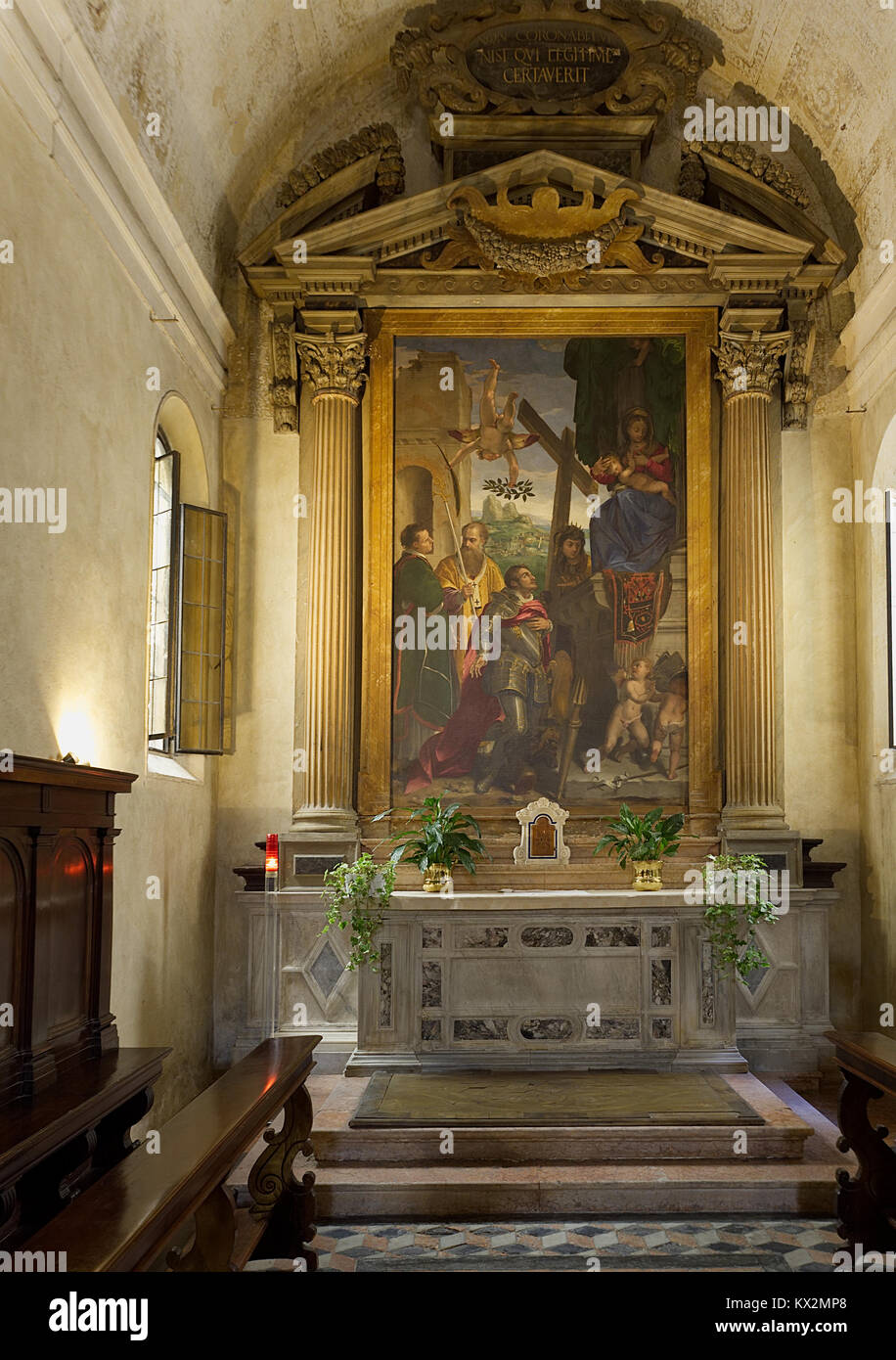 Verona Venetien Italien. Chiesa di Sant'Elena, die Kirche von Saint Helena. Zwischen 842 und 847 und neu erbaut und im Jahr 1140 geweiht nach dem Erdbeben Stockfoto