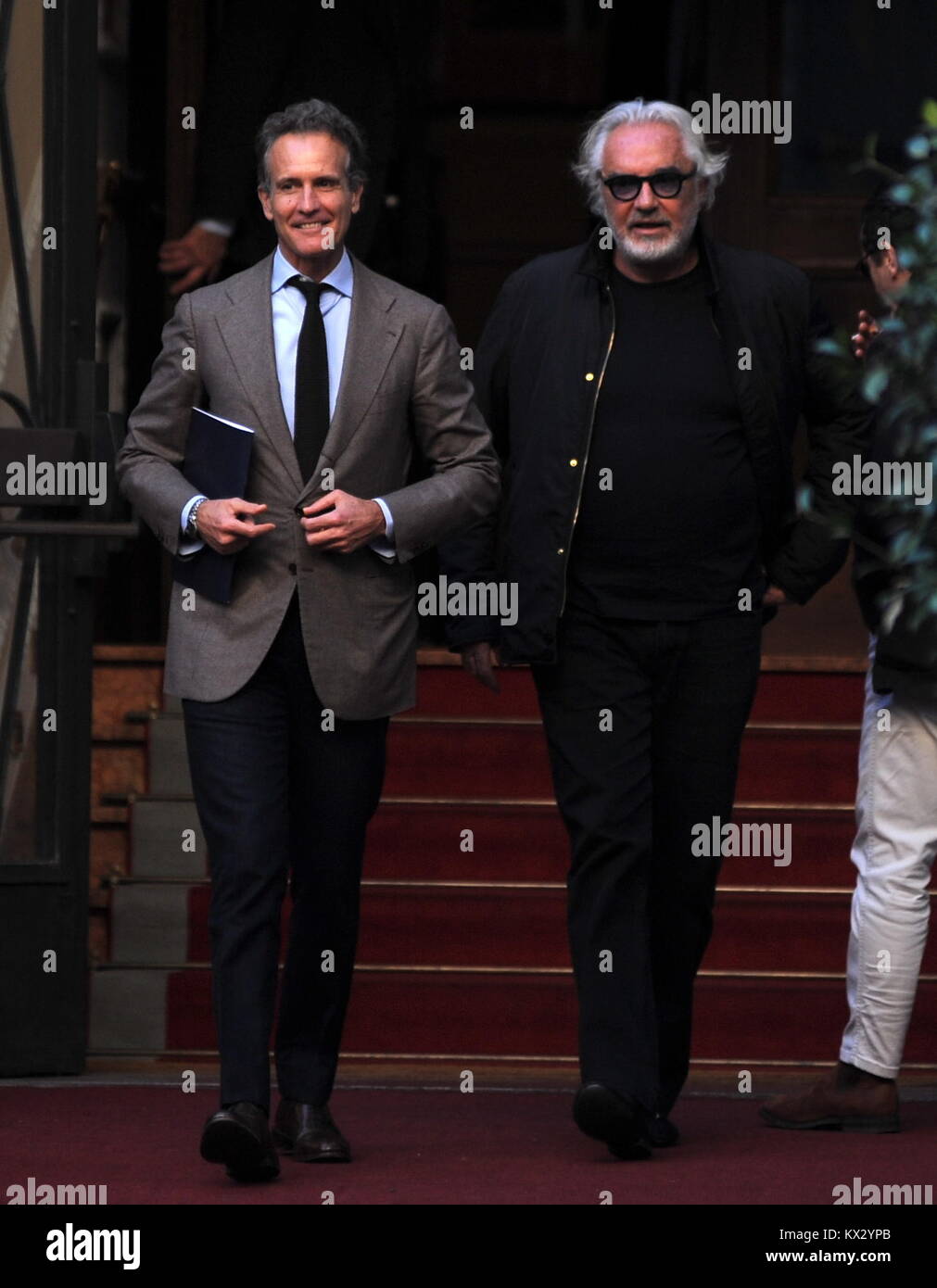 Flavio Briatore mit Alessandro Benetton in Mailand bietet: Flavio Briatore, Alessandro Benetton, Wo: Mailand, Italien Wann: 06 Dec 2017 Credit: IPA/WENN.com ** Nur für die Veröffentlichung in Großbritannien, den USA, Deutschland, Österreich, Schweiz ** verfügbar Stockfoto