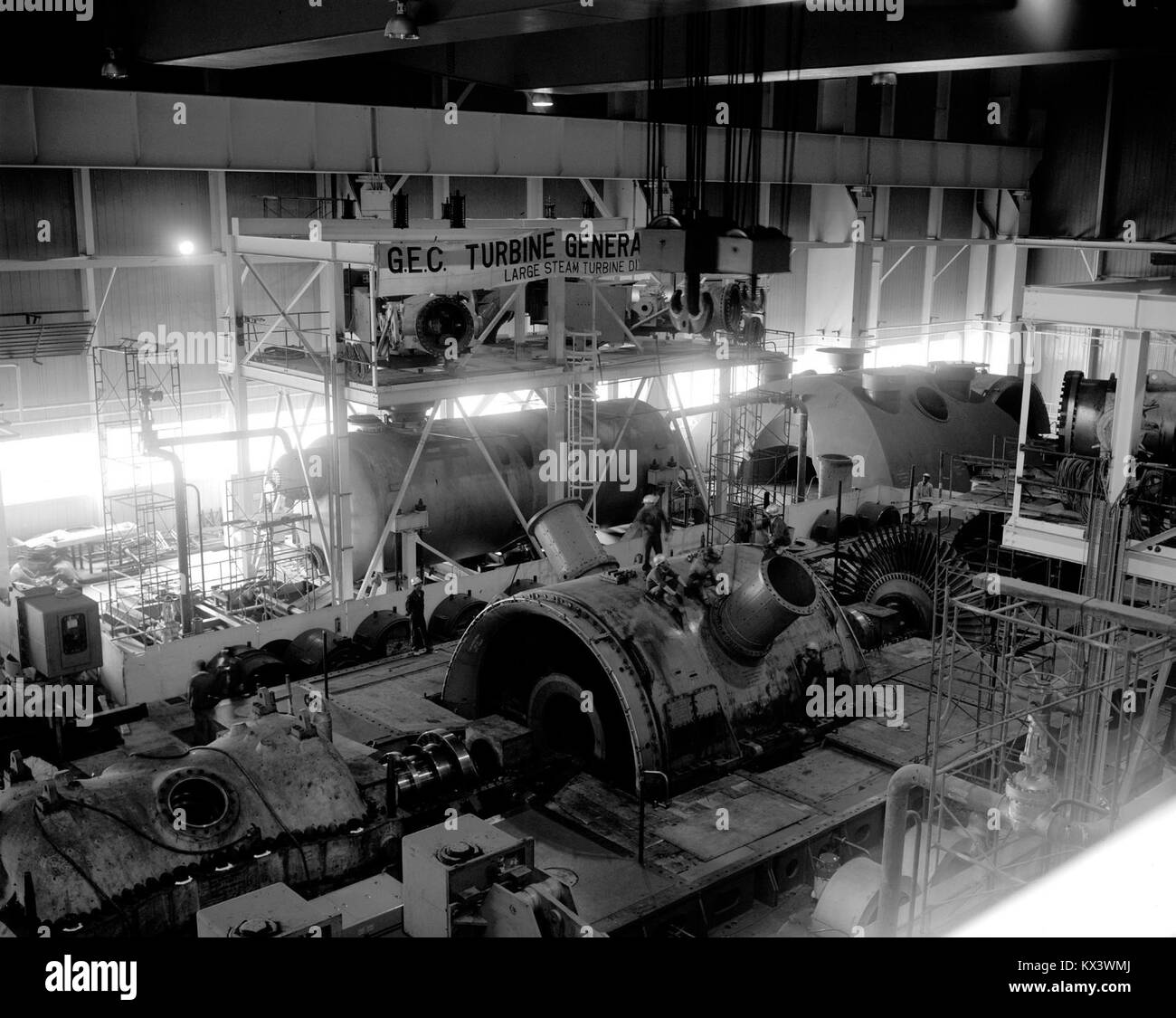 Unvollständiger oder fehlender Titel verhindert die Identifikation des Betreffenden; für die Untertitelung ist eine weitere Klärung erforderlich. Stockfoto