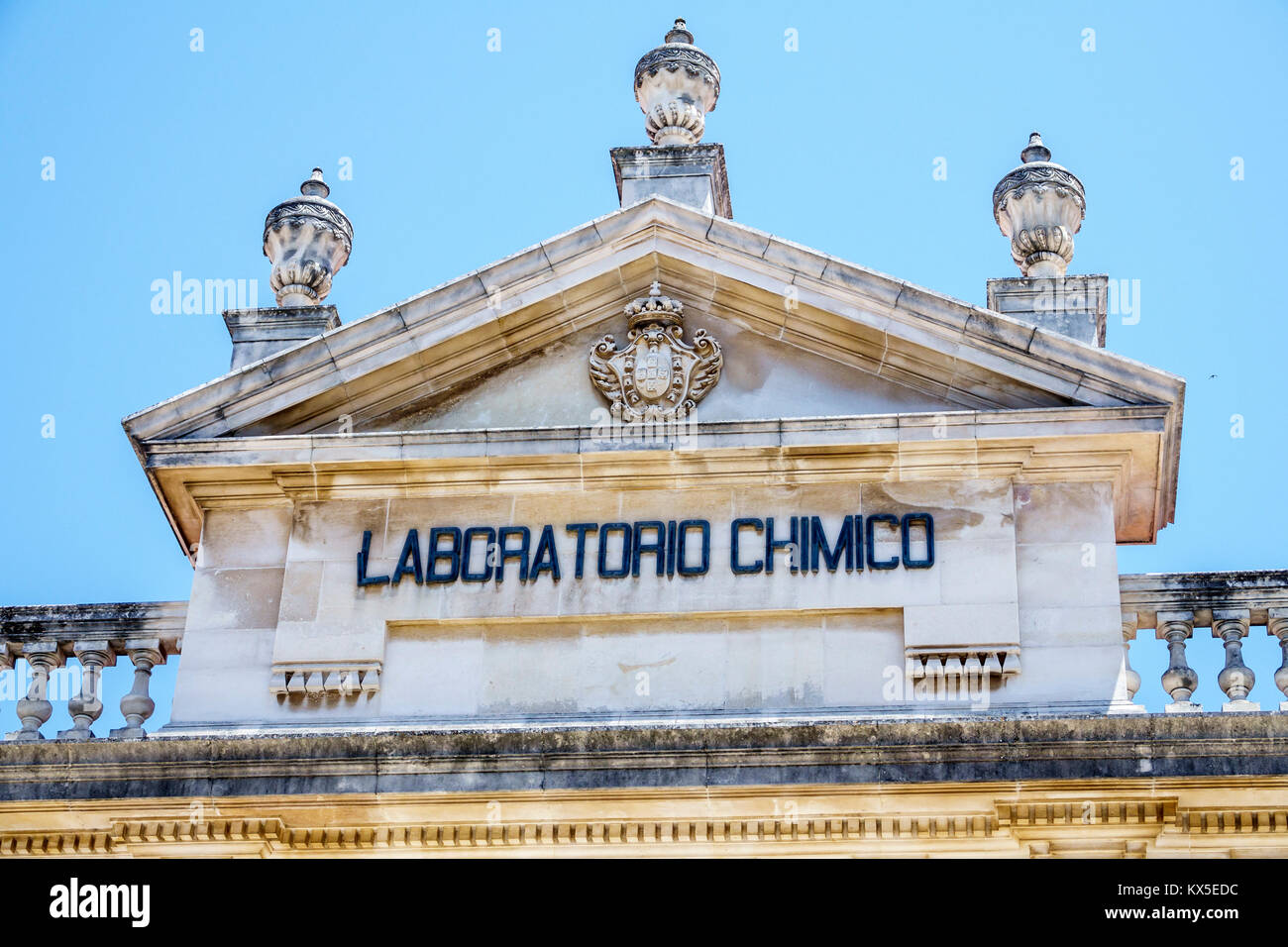 Coimbra Portugal, Universität von Coimbra, Universidade de Coimbra, Gebäude des Chemielabors, 1755, Außenfassade, Fassade, neoklassisches Design, Museu da Stockfoto