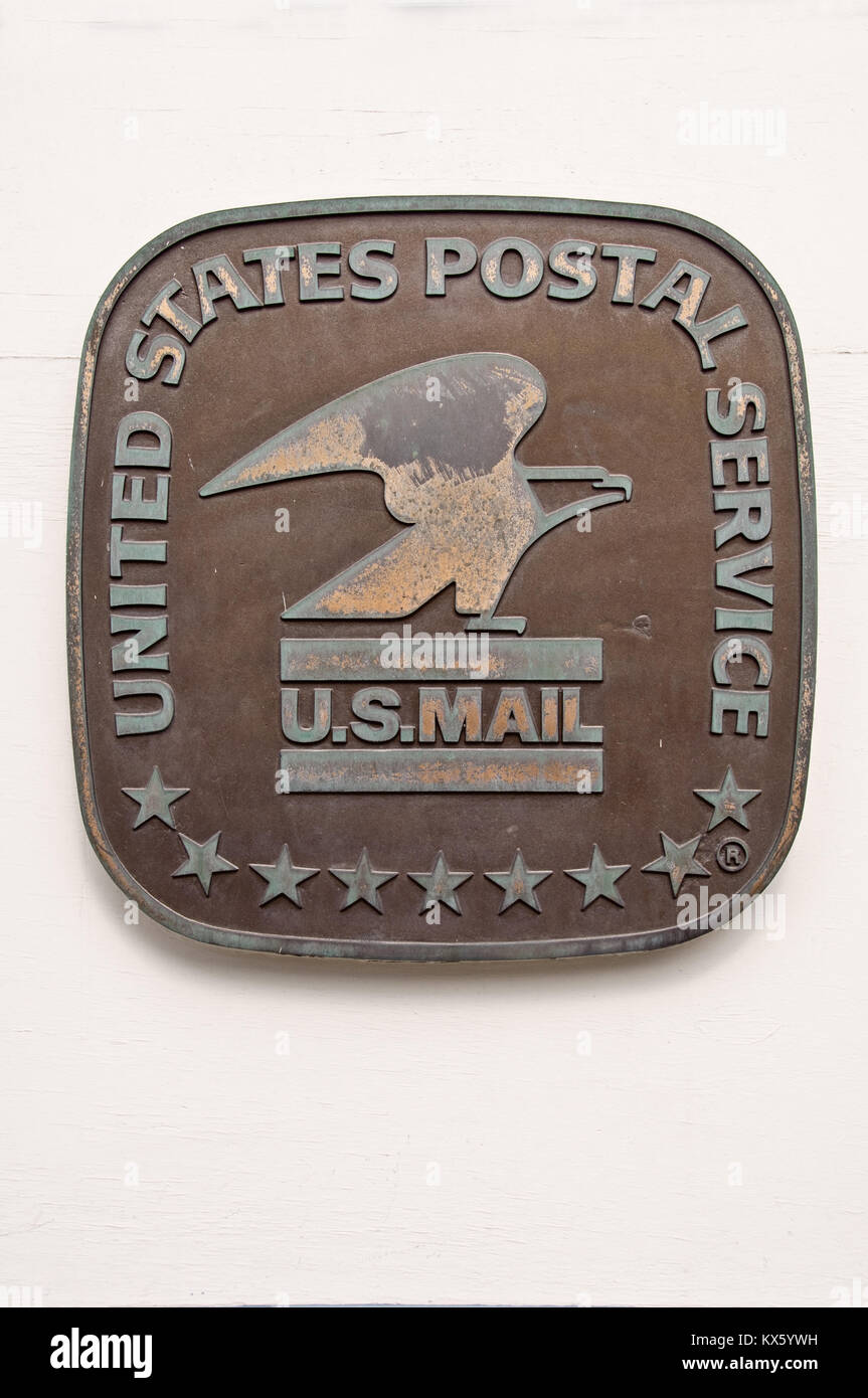 PARK CITY, Utah - AUGUST 08: United States Postal Service (USPS) metallischen Zeichen an der Wand, in Park City, am 8. August 2012 Stockfoto
