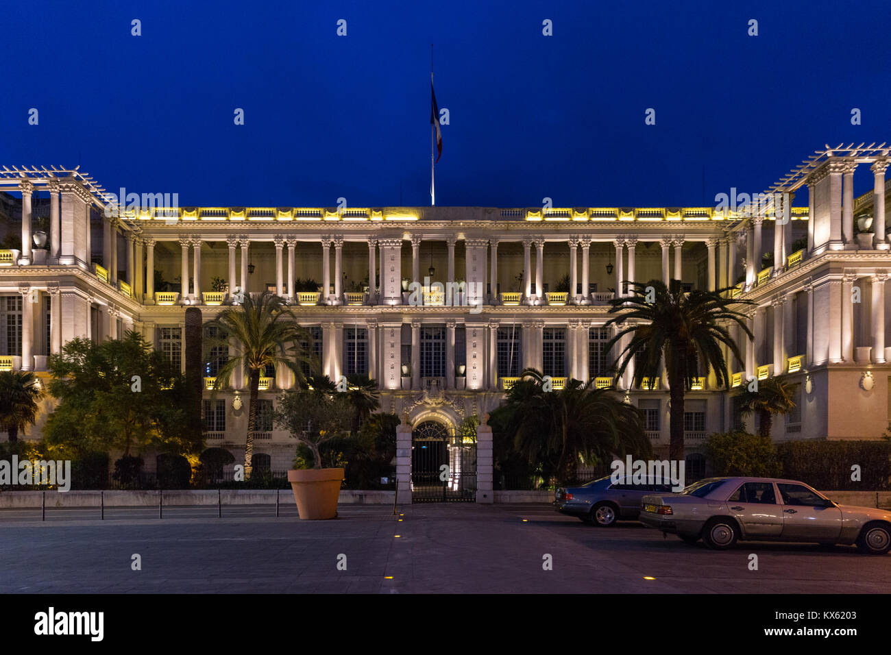 Palais de la Préfecture bei Nacht, Pierre Gautier, Nizza, Côte d'Azur, Frankreich Stockfoto