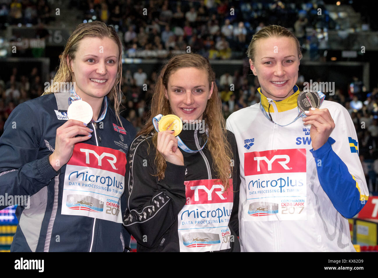 BJOERNSEN Susann noch Bronze HOSSZU Katinka HUN Goldmedaille SJOESTROEM