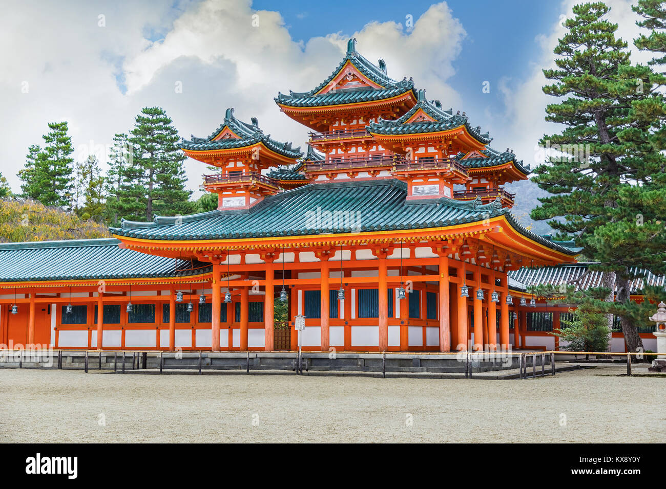 Heian Jingu Schrein in Kyoto, Japan, Kyoto, Japan - 22. Oktober: Heian-schrein in Kyoto, Japan am 22. Oktober 2014. 1895 erbaut, auf der 1.100 th anniver Stockfoto