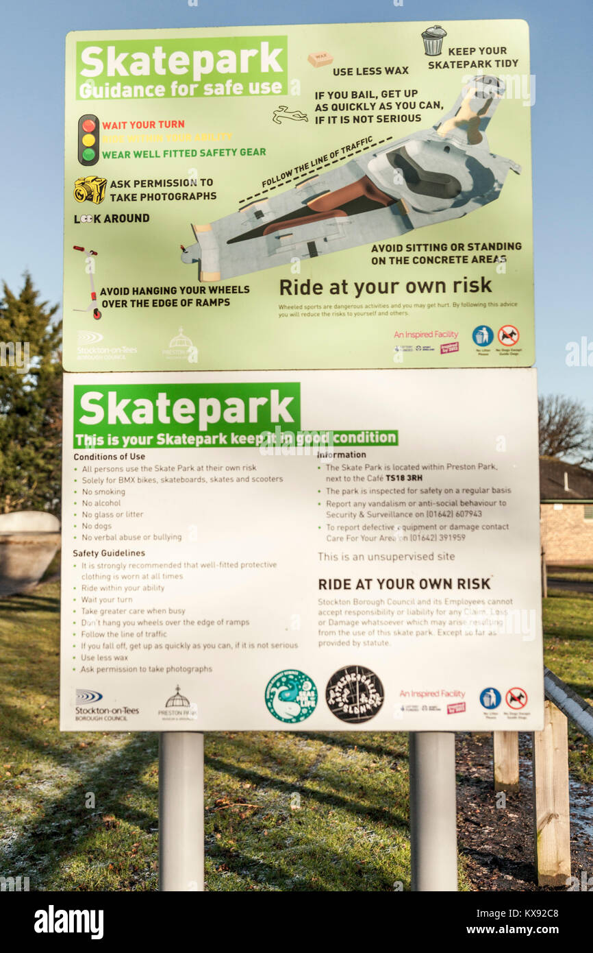 Zeichen für einen Skatepark in Preston Park Recreation Area in Yarm, England, Großbritannien Stockfoto