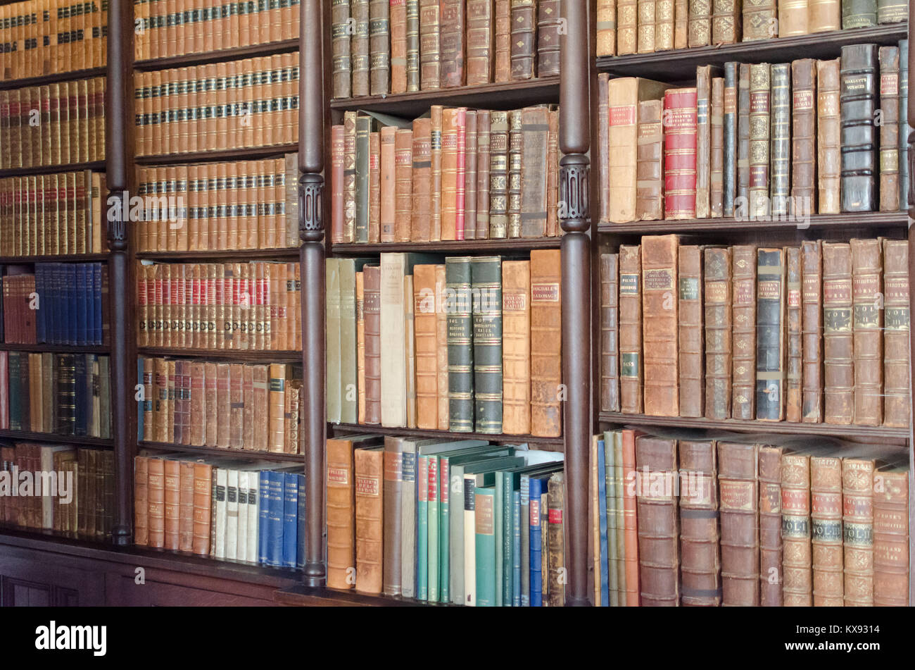 Wenn Wissen Macht ist, dann sind diese Bücher eine historische Fundgrube ... Stockfoto