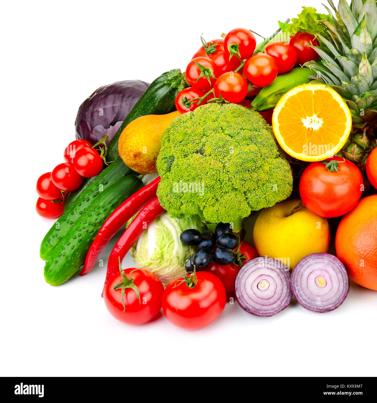Die Zusammensetzung von frischem Obst und Gemüse. Auf weissem Hintergrund. Stockfoto