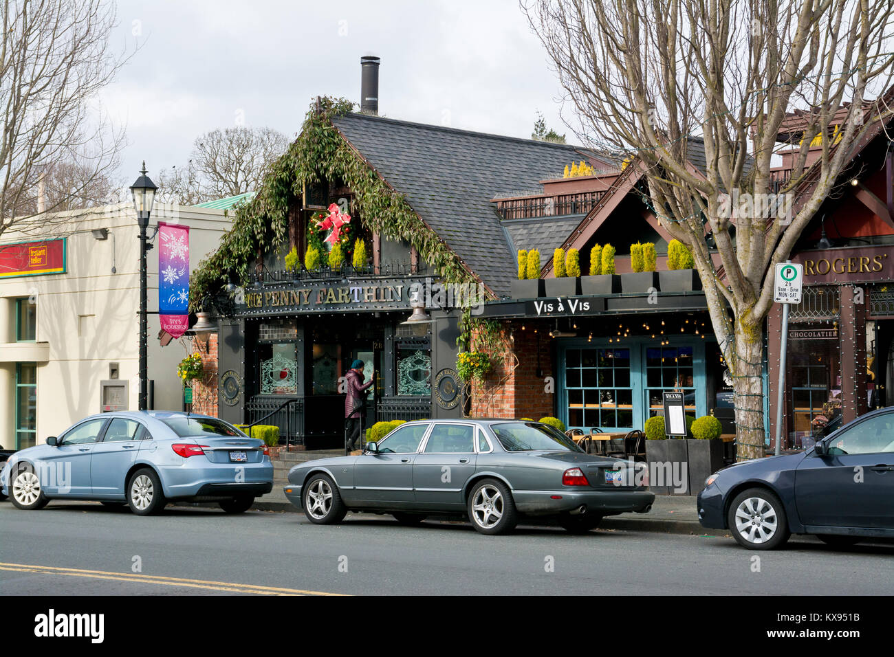 Pubs und Restaurants in Oak Bay, British Columbia, Teil von Greater Victoria. Kanada. Stockfoto