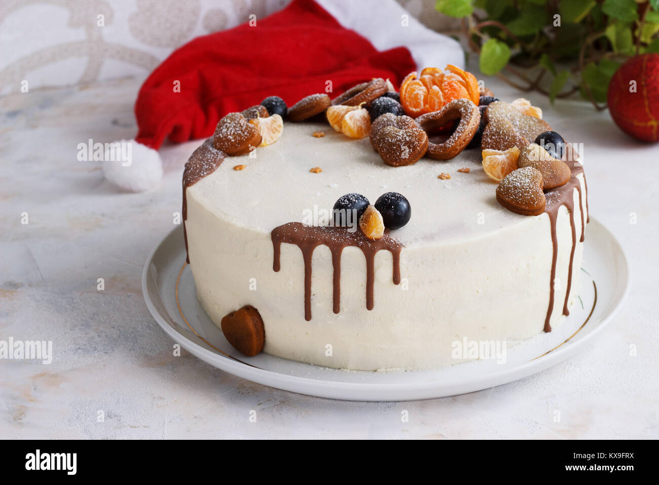 Frische hausgemachte Kuchen mit Mandarinen für das neue Jahr Partei Stockfoto
