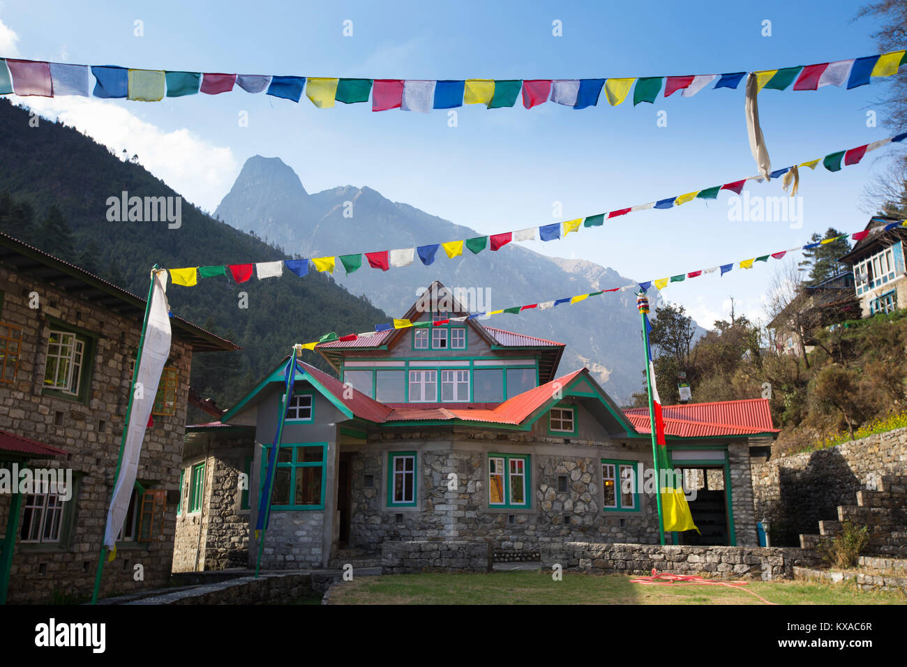 Das trekking Lodge im Khumbu Valley, luxuriöse Unterkunft, leckere nepalesische Essen, eine entspannte Atmosphäre und wird von Einheimischen Sherpa Leute laufen. Stockfoto