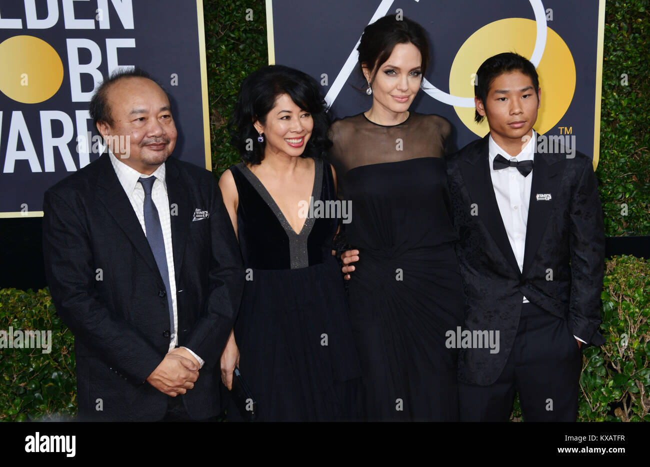 Rithy Panh-Filmemacher, Loung Ung,-Aktivist, Angelina Jolie, Pax Jolie-Pitt, besucht die 75. jährliche Golden Globe Awards Zeremonie im Beverly Hilton Hotel in Beverly Hills. CA. Januar 2018 Stockfoto