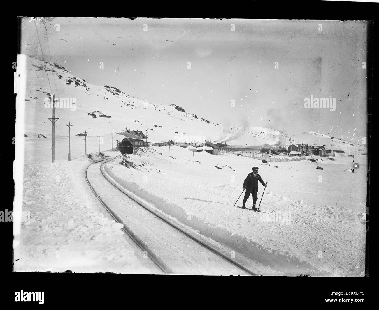 Skigåer på høgfjell, jernbane-no-nb DigiFoto-Maker 20160211 00174 NB NS NM 00166 Stockfoto