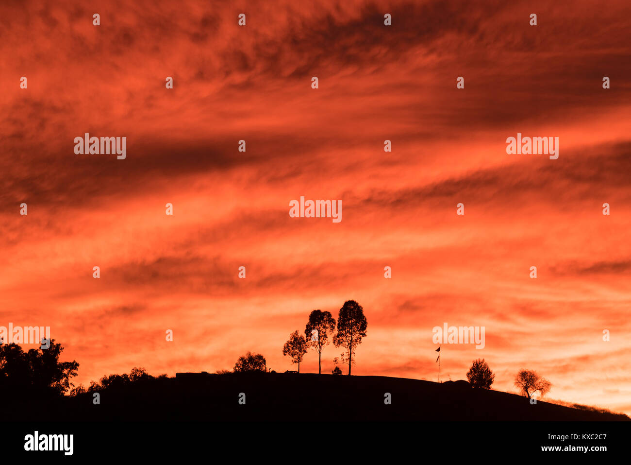 Brillante Sonnenuntergang in der Nähe von Ramona in Kalifornien Stockfoto