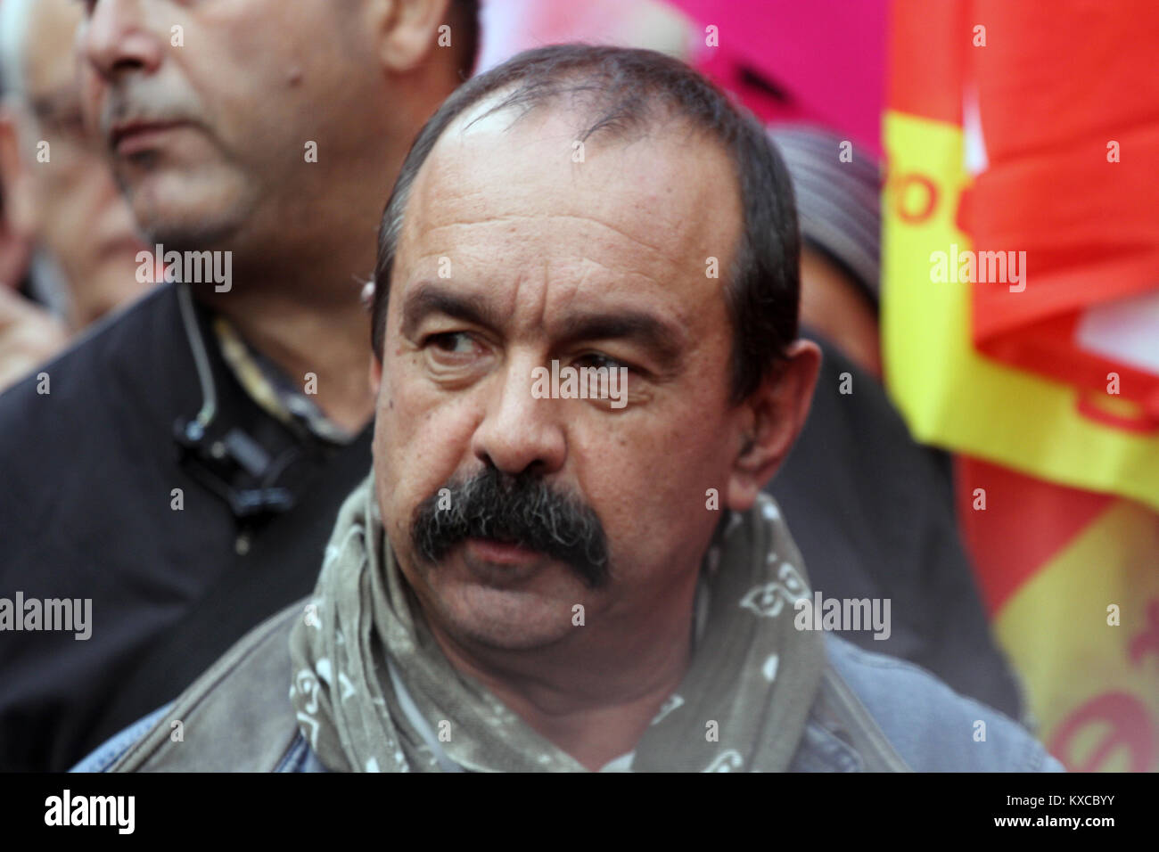 Paris, Frankreich. 12 Sep, 2017. Philippe Martinez, Leiter der CGT. Heute zehn Tausende oder sogar mehr protestierten gegen die so genannte "loi travail XXL" in Paris, Frankreich. Am Ende wurde es ein wenig gewalttätig. Der Rest der Demonstration war friedlich. Credit: Alexander Pohl/Pacific Press/Alamy leben Nachrichten Stockfoto