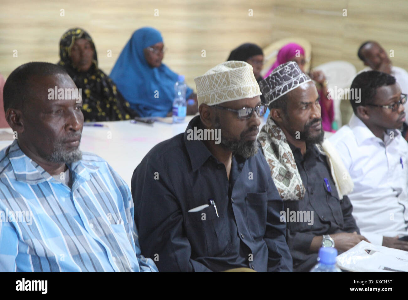 Ein Foto aus dem Jahr 2016, das Frauen zeigt, die an politischen Aktivitäten teilnehmen und ihre wachsende Beteiligung an Politik und Führungspositionen weltweit widerspiegelt. Stockfoto