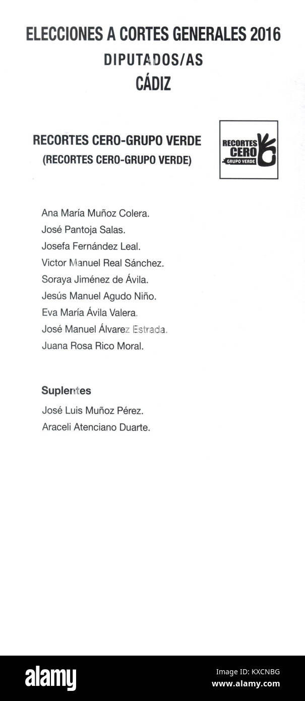 Dieses Bild zeigt einen Wahlgang der spanischen Parlamentswahlen 2016 in Cádiz, in dem die politische Bewegung Recortes Cero auftritt, die sich für soziale und wirtschaftliche Reformen in Spanien einsetzt. Stockfoto