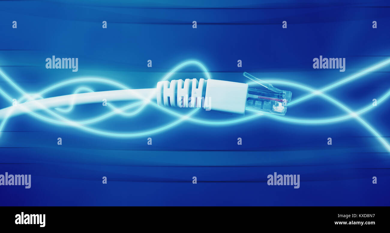 Netzwerk Kabel closeup mit Fiber Optic mit leuchtenden Linien Stockfoto