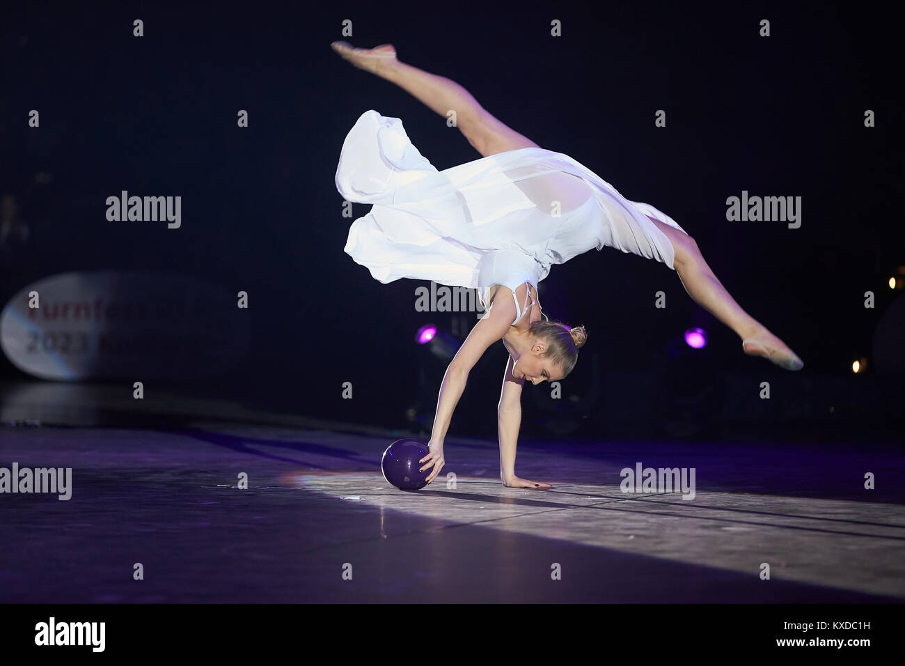 DTB-Turngala 2017 Gymottion, Rhythmische Sportgymnastik, Laura Jung, Conlog-Arena, Koblenz, Rheinland-Pfalz, Deutschland Stockfoto