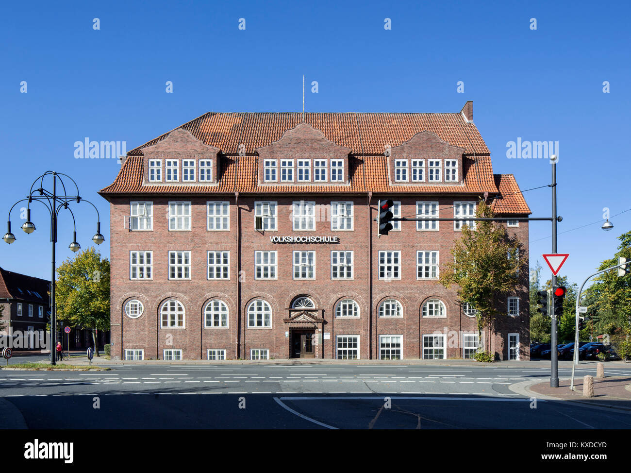 Ehemalige berufliche Schule, heute Volkshochschule, Cuxhaven, Niedersachsen, Deutschland Stockfoto