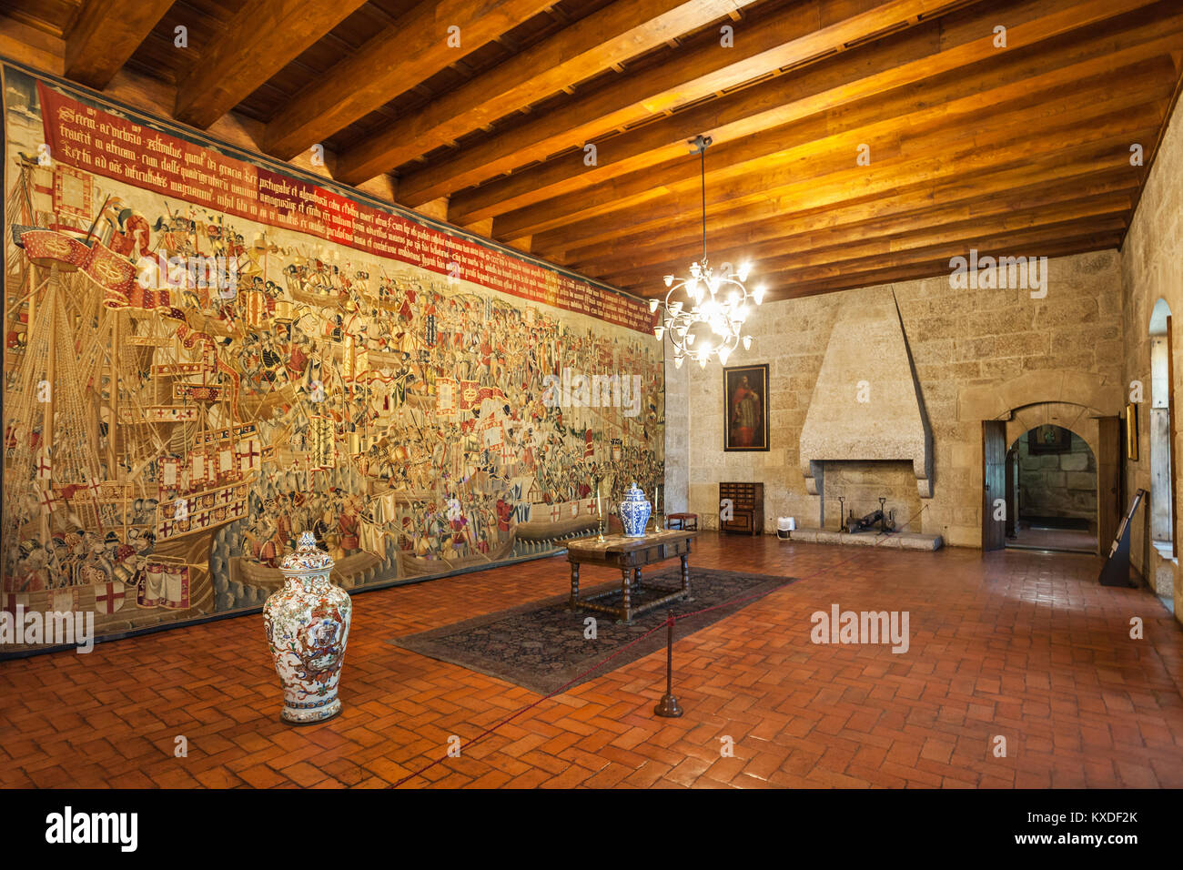 GUIMARAES, PORTUGAL - 11. Juli: Im Palast der Duques von Braganza am 11. Juli 2014 in Guimaraes, Portugal Stockfoto