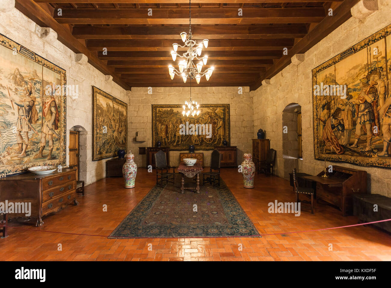 GUIMARAES, PORTUGAL - 11. Juli: Im Palast der Duques von Braganza am 11. Juli 2014 in Guimaraes, Portugal Stockfoto