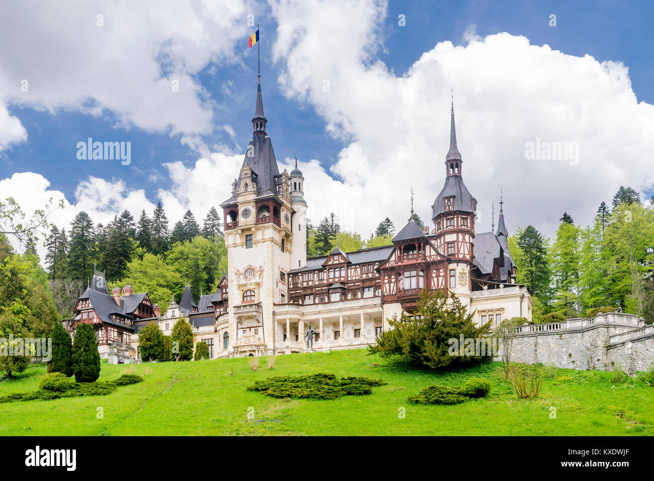 Blick auf das Schloss Peles, Rumänien Stockfoto