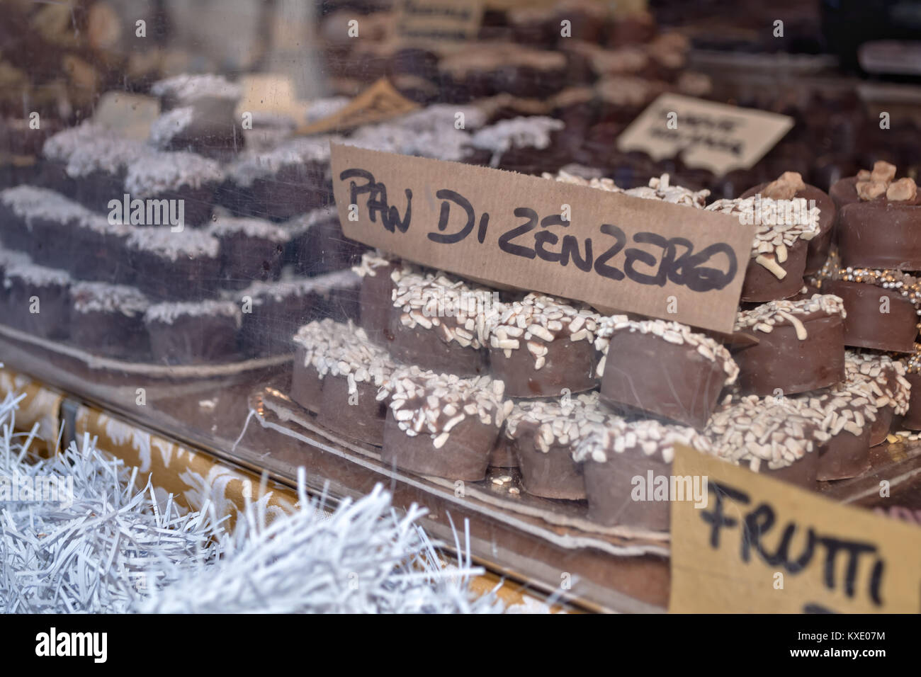 Zenzereo pan Pralinen auf Weihnachtsmärkten Stockfoto