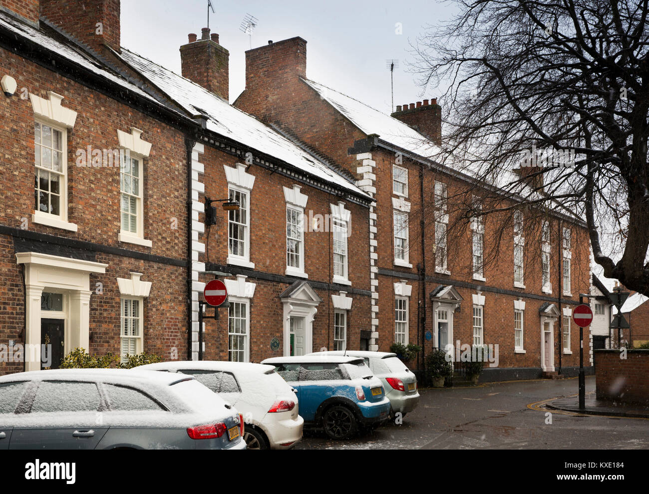 Großbritannien, England, Cheshire, Nantwich, Love Lane, eleganten georgianischen Häusern auf cul-de-sac im Winter Stockfoto
