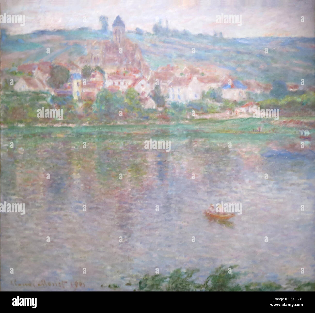 Das Gemälde „Vétheuil“ von Claude Monet aus dem Jahr 1901 im Staatlichen Museum der Schönen Künste Puschkin in Moskau. Das impressionistische Kunstwerk zeigt das französische Dorf Vétheuil an der seine. Stockfoto