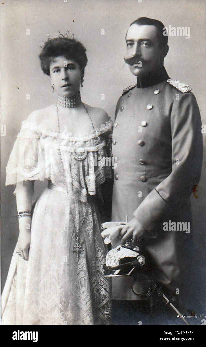 Alexandra Louise Olga Victoria (18781942), Fürst Ernst von hohenlohe