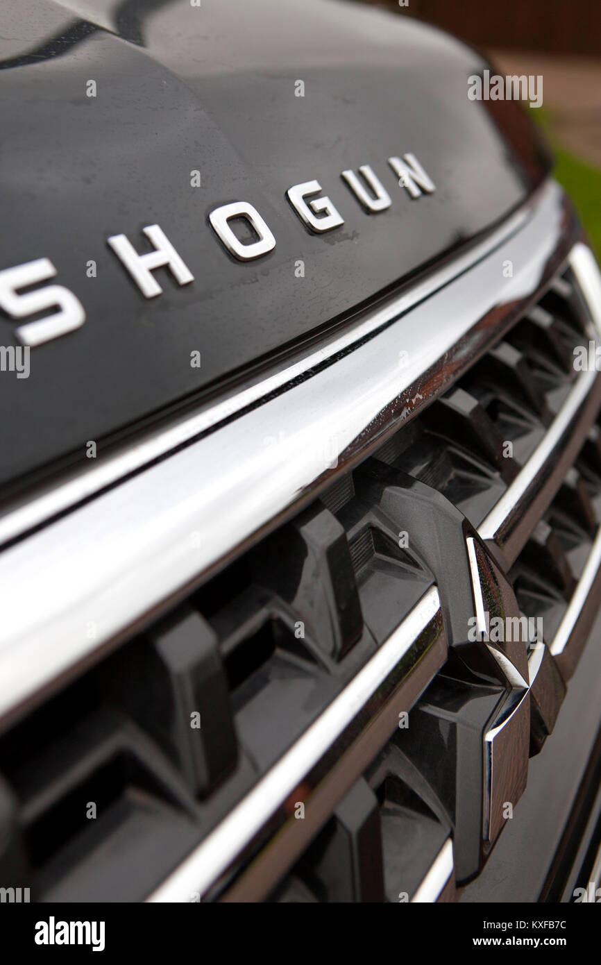 Nahaufnahme Detail eines Mitsubishi Shogun LWB SG4 SUV-Auto Stockfoto