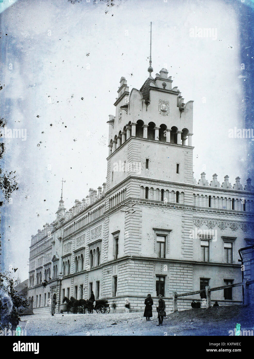 Das Bezirksgebäude von Alsó-Fehér in Ungarn, ein Verwaltungsgebäude, das die regionale Regierungsführung und die ungarische Bürgerarchitektur des 19. Jahrhunderts repräsentiert. Stockfoto